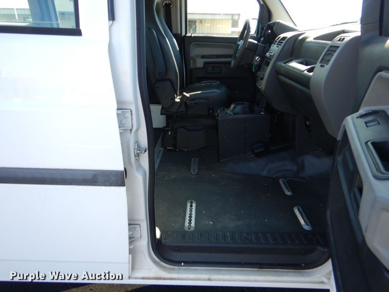 image for item LI9057 2012 VPG MV-1  handicap accessible van