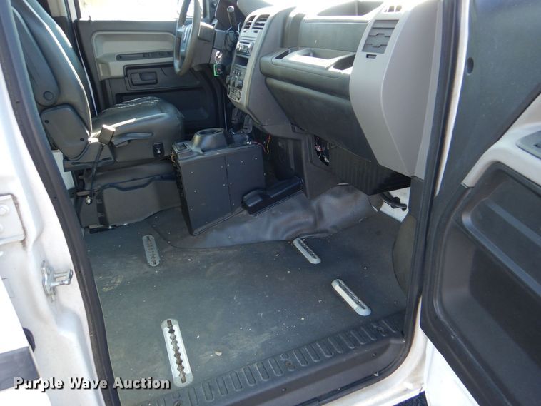 image for item LI9057 2012 VPG MV-1  handicap accessible van