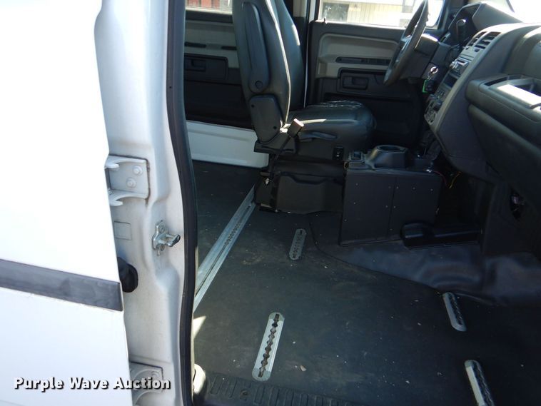image for item LI9057 2012 VPG MV-1  handicap accessible van