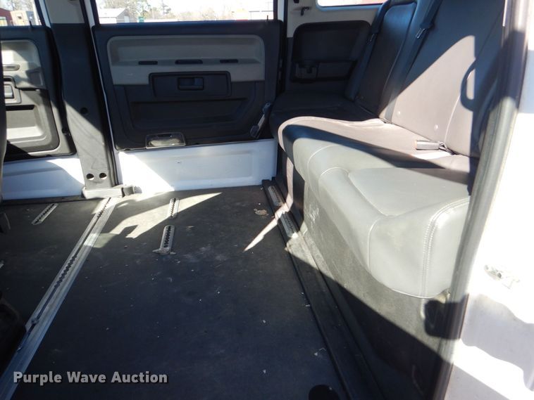 image for item LI9057 2012 VPG MV-1  handicap accessible van