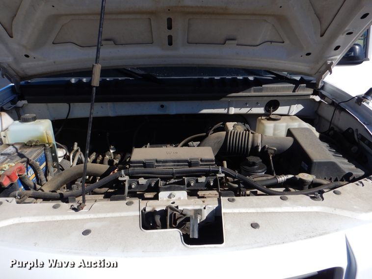 image for item LI9057 2012 VPG MV-1  handicap accessible van