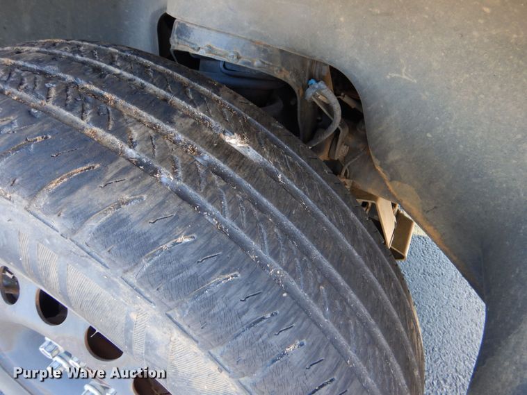 image for item LI9057 2012 VPG MV-1  handicap accessible van