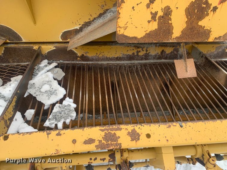 image for item LI9063 Roscoe SPRHH  chip spreader