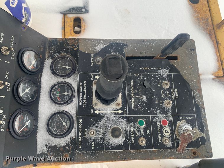 image for item LI9063 Roscoe SPRHH  chip spreader