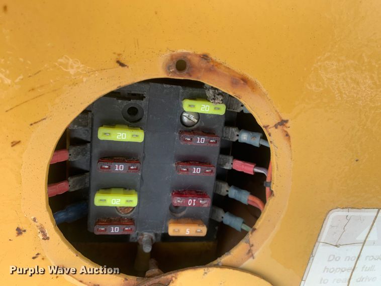 image for item LI9063 Roscoe SPRHH  chip spreader