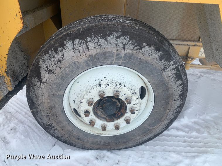 image for item LI9063 Roscoe SPRHH  chip spreader