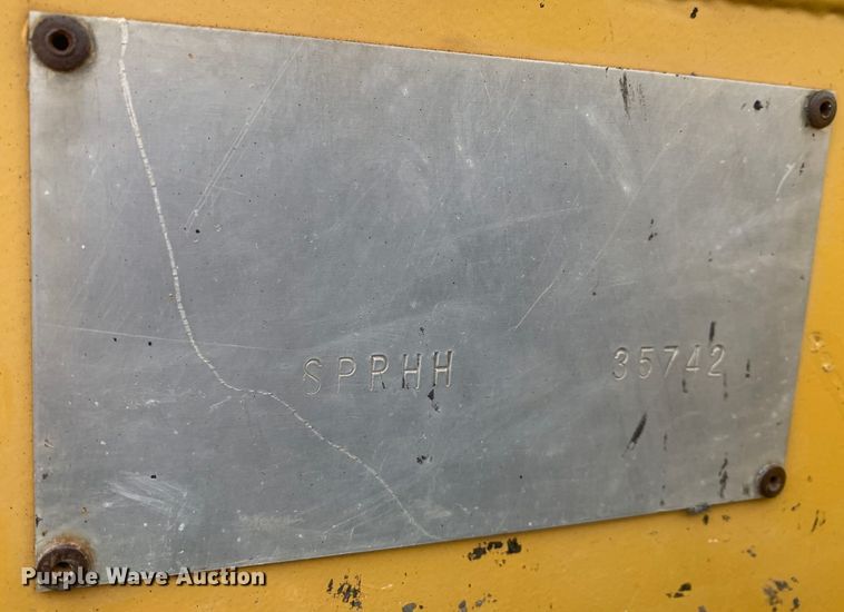 image for item LI9063 Roscoe SPRHH  chip spreader