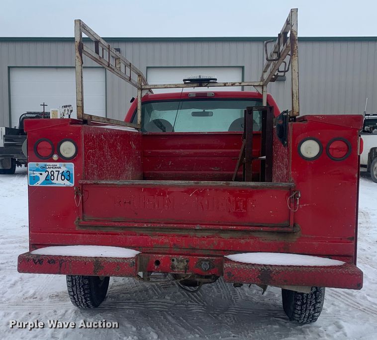 image for item LI9064 1999 Ford F250 Super Duty  utility bed pickup truck