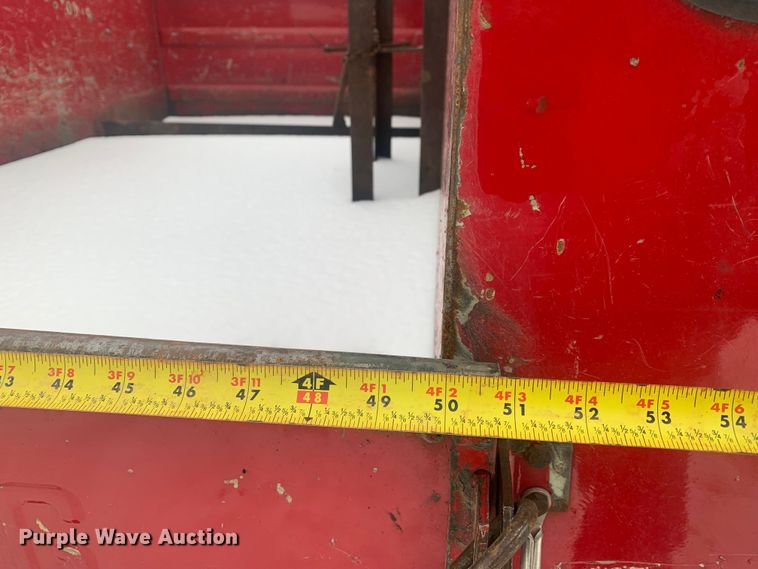 image for item LI9064 1999 Ford F250 Super Duty  utility bed pickup truck