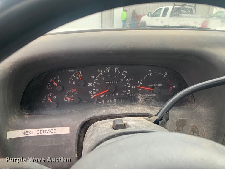 image for item LI9064 1999 Ford F250 Super Duty  utility bed pickup truck