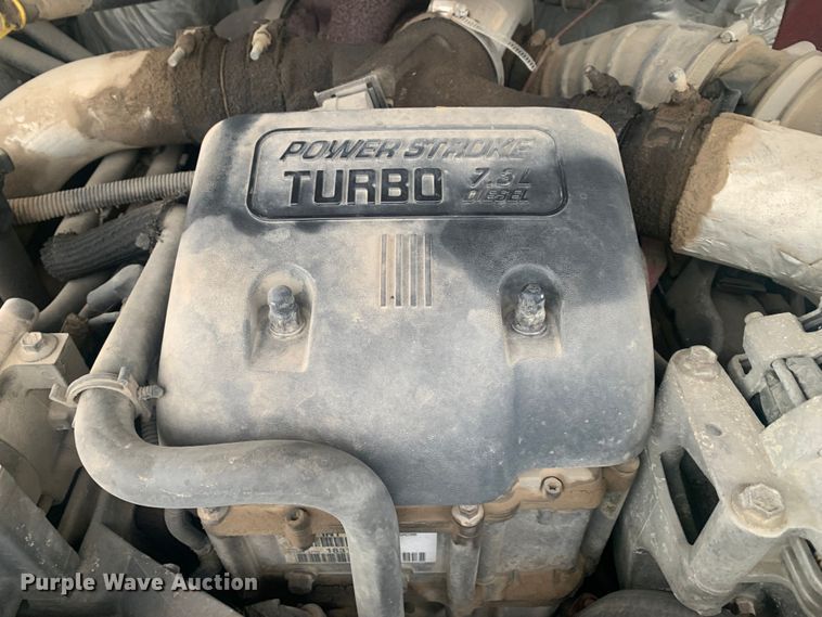 image for item LI9064 1999 Ford F250 Super Duty  utility bed pickup truck