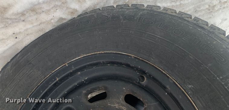 image for item LI9064 1999 Ford F250 Super Duty  utility bed pickup truck