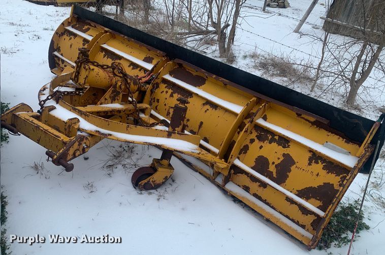 image for item LI9065 Valk Manufacturing RV112-75  snow plow