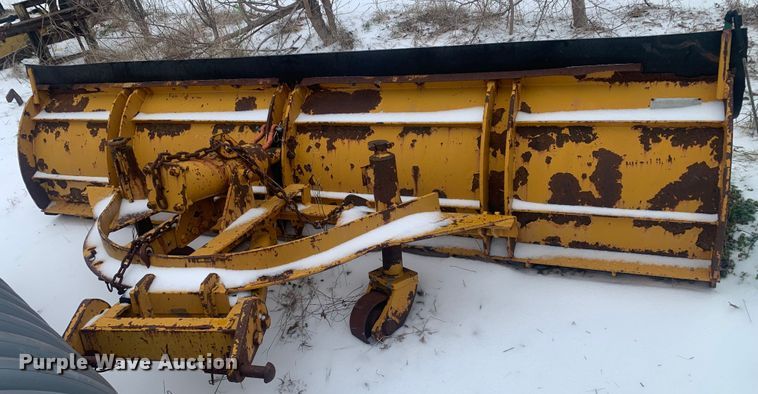 image for item LI9065 Valk Manufacturing RV112-75  snow plow