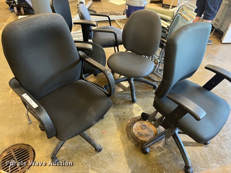 image for item LP9799 Approximately 29 Aera Max air purifiers