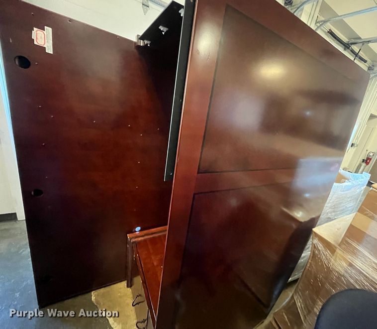 image for item LP9801 (4) desks