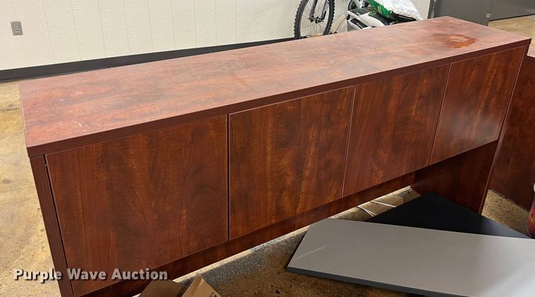 image for item LP9802 Approximately 13 tables