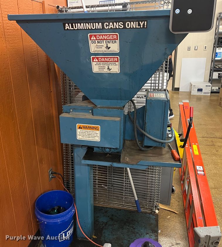 image for item LP9804 Marathon  can crusher