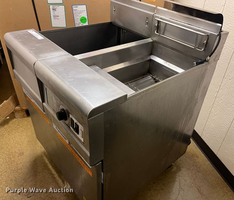 image for item LP9806 Frymaster  fryer