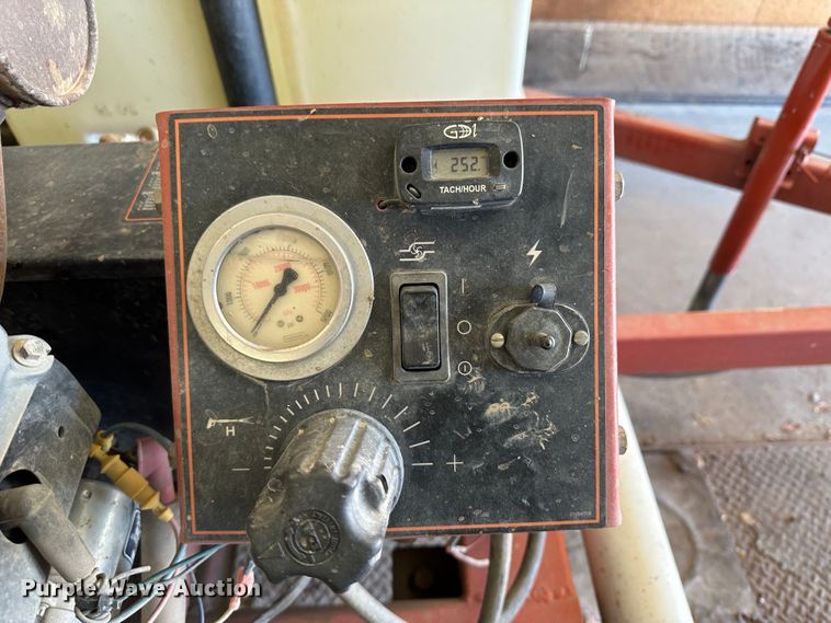 image for item LT9361 2015 Ditch Witch FX20  vacuum excavator