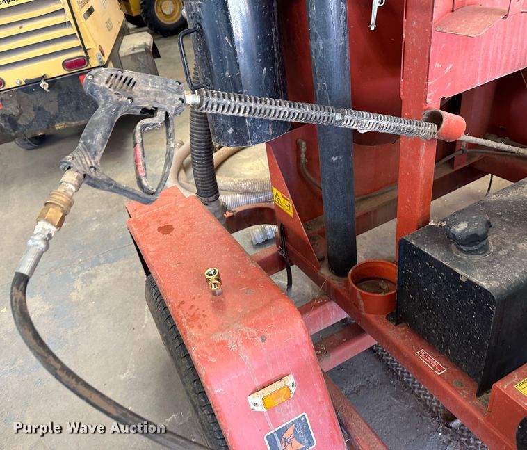 image for item LT9361 2015 Ditch Witch FX20  vacuum excavator