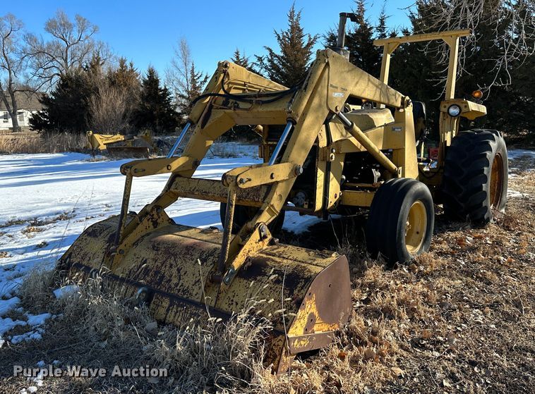 image for item LT9370 Massey Ferguson  tractor