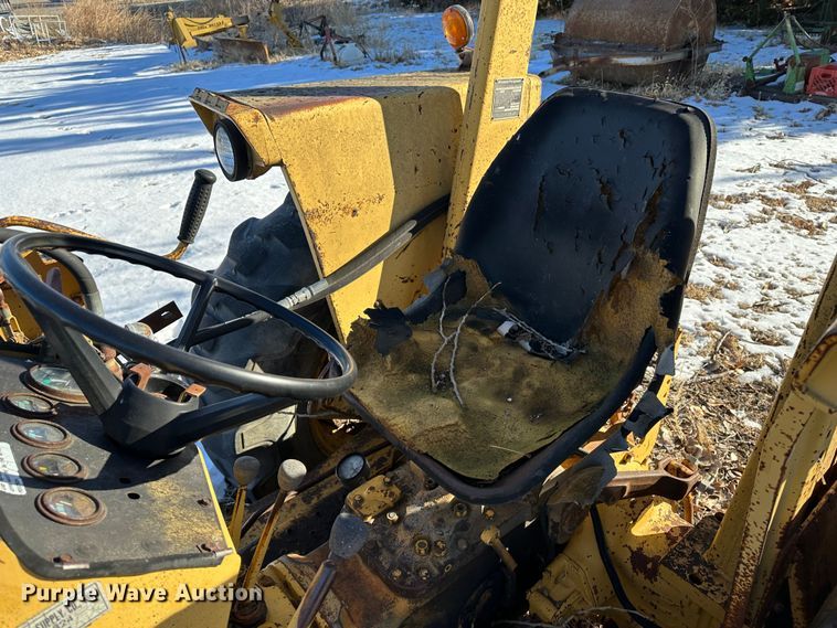 image for item LT9370 Massey Ferguson  tractor