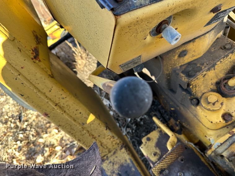 image for item LT9370 Massey Ferguson  tractor