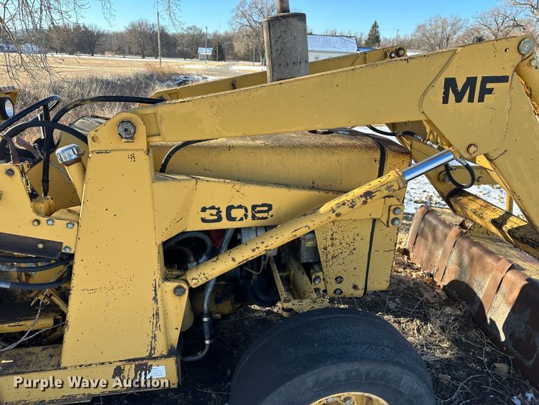 image for item LT9370 Massey Ferguson  tractor