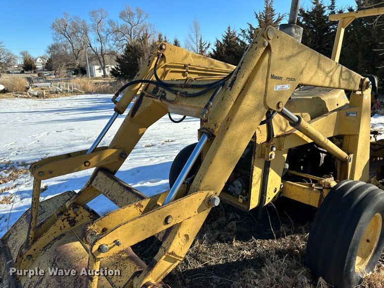 image for item LT9370 Massey Ferguson  tractor