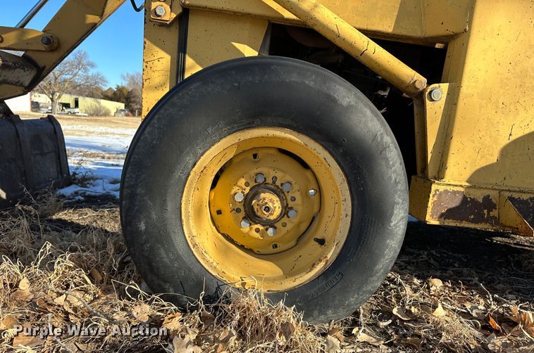 image for item LT9370 Massey Ferguson  tractor