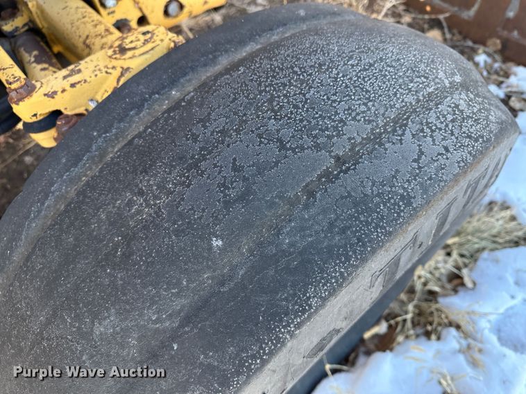 image for item LT9370 Massey Ferguson  tractor