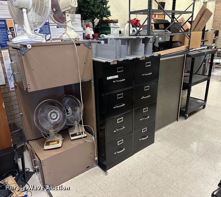 image for item LT9398 Office furniture