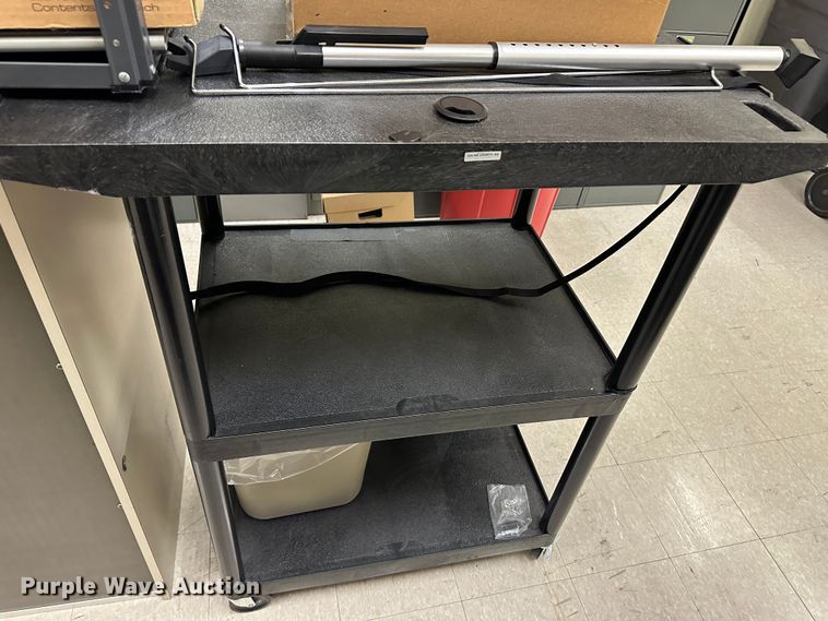 image for item LT9398 Office furniture