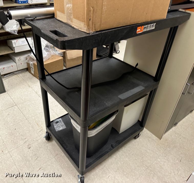 image for item LT9398 Office furniture