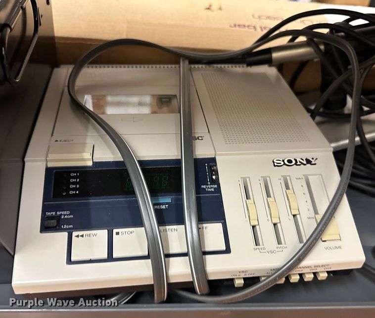 image for item LT9398 Office furniture