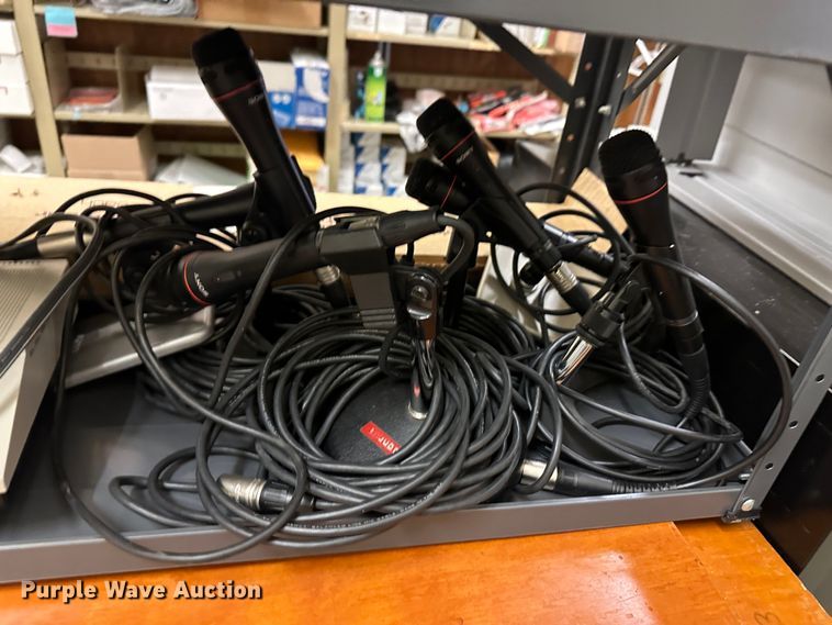 image for item LT9398 Office furniture