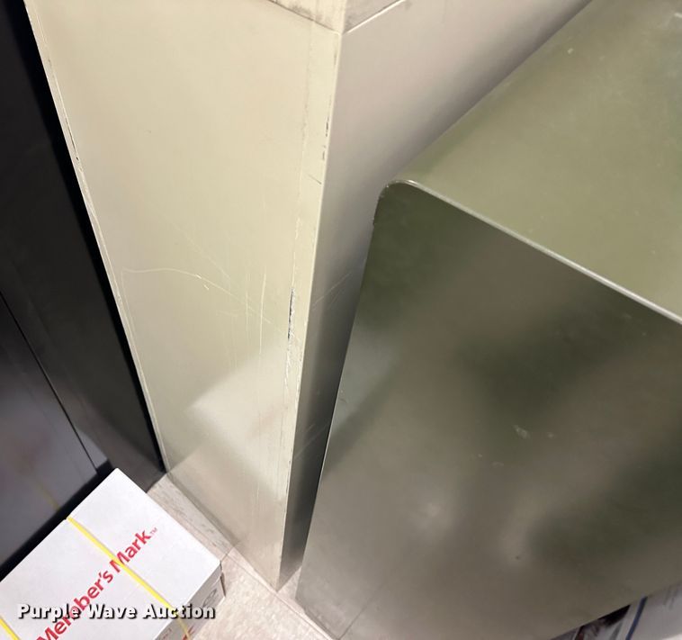 image for item LT9398 Office furniture