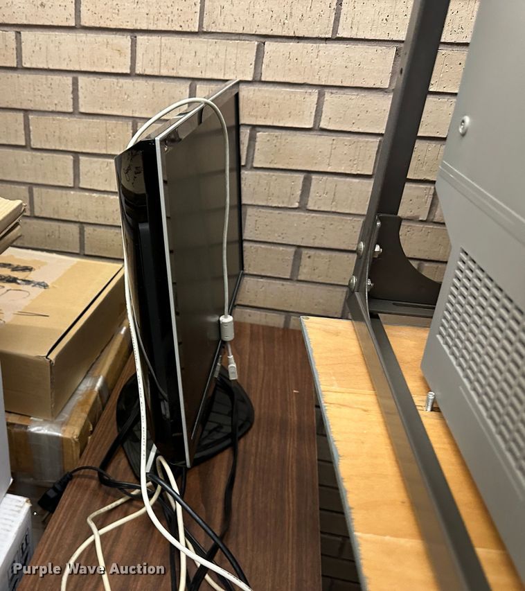 image for item LT9399 Office furniture