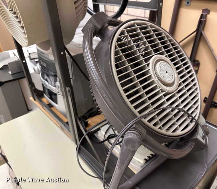 image for item LT9399 Office furniture