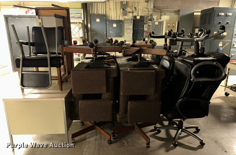 image for item LT9400 Office furntiure