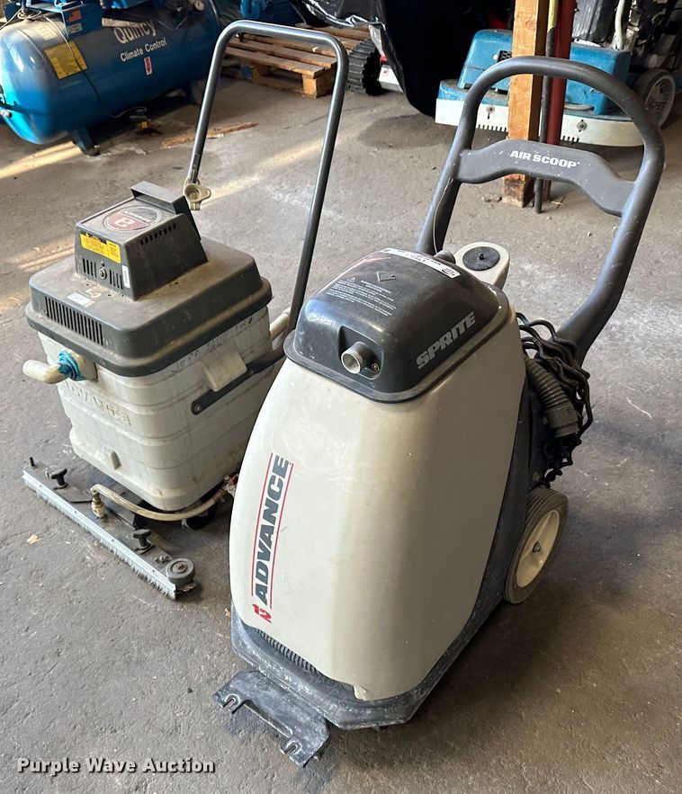 image for item LT9401 (2) vacuums