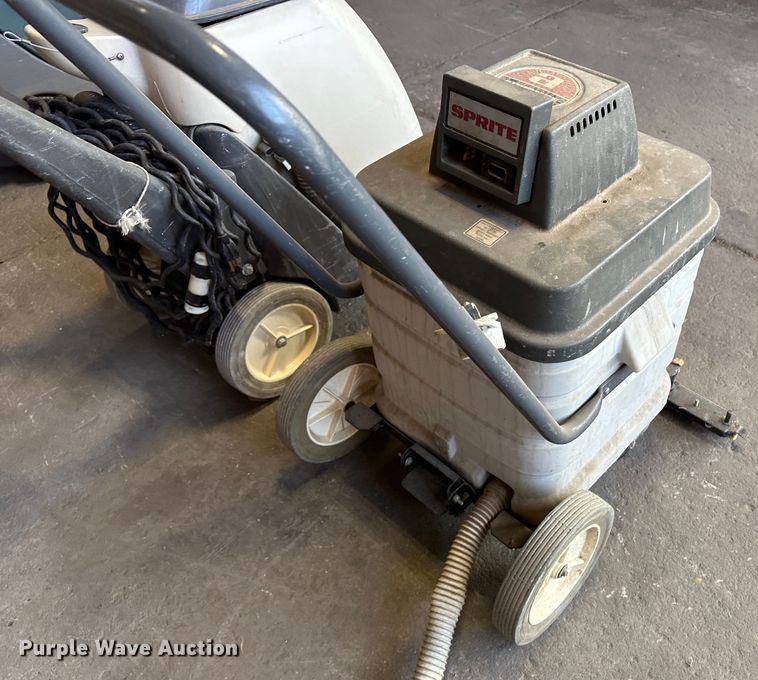 image for item LT9401 (2) vacuums