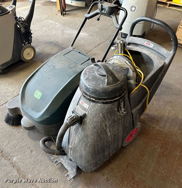 image for item LT9402 (2) floor cleaners