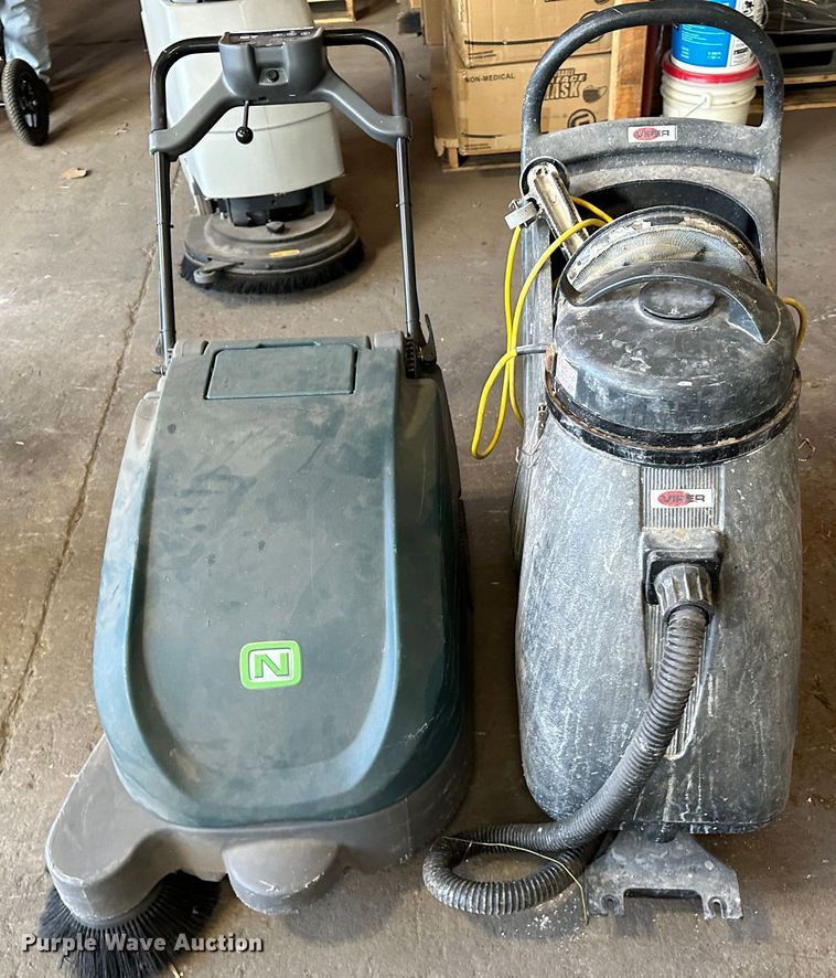 image for item LT9402 (2) floor cleaners