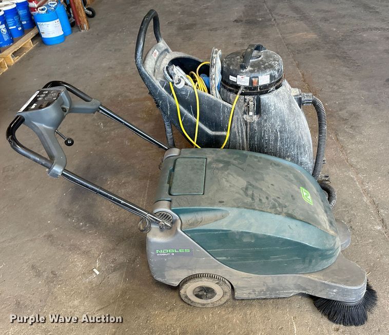 image for item LT9402 (2) floor cleaners