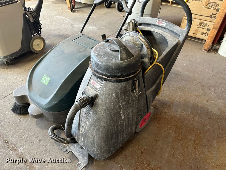 image for item LT9402 (2) floor cleaners