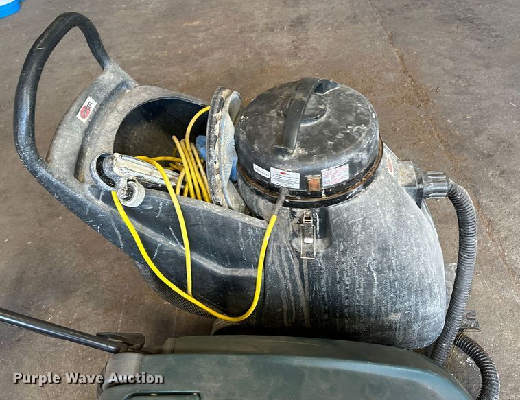 image for item LT9402 (2) floor cleaners