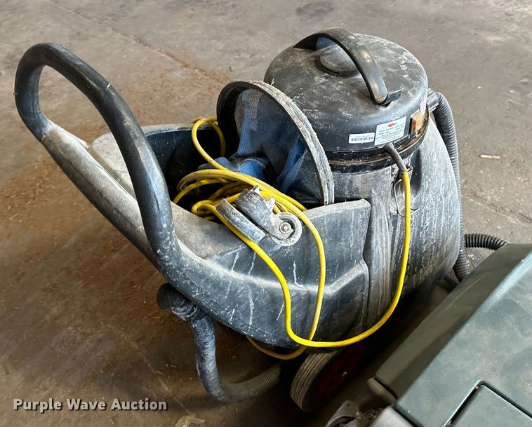 image for item LT9402 (2) floor cleaners