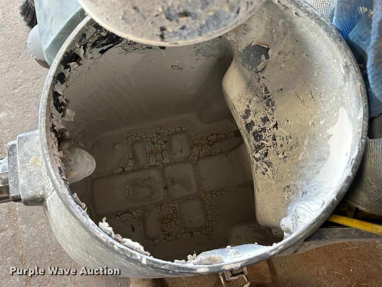 image for item LT9402 (2) floor cleaners